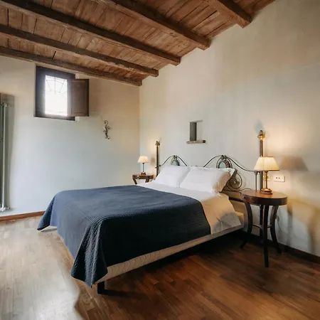 Lodole Bed & Breakfast