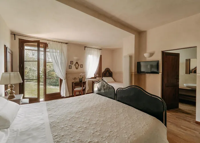 Bed & Breakfast Lodole 4*