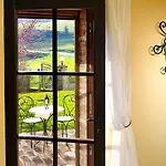 Lodole Bed and Breakfast
