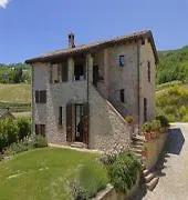 Lodole Bed and Breakfast 4*